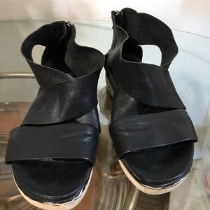 EILEEN FISHER size 7